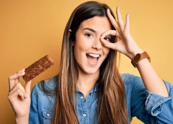 Can I Eat Protein Bars While Pregnant